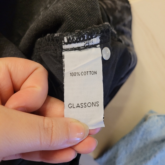 Glassons black ripped mom jeans - Picture 6 of 6